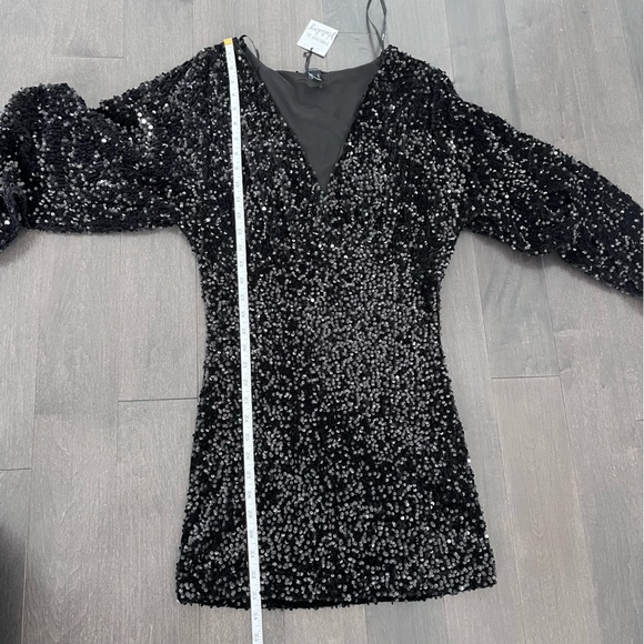 Forever 21 Black Sequin Surplice Mini Dress BNWT Christmas Party & NY - Picture 9 of 12